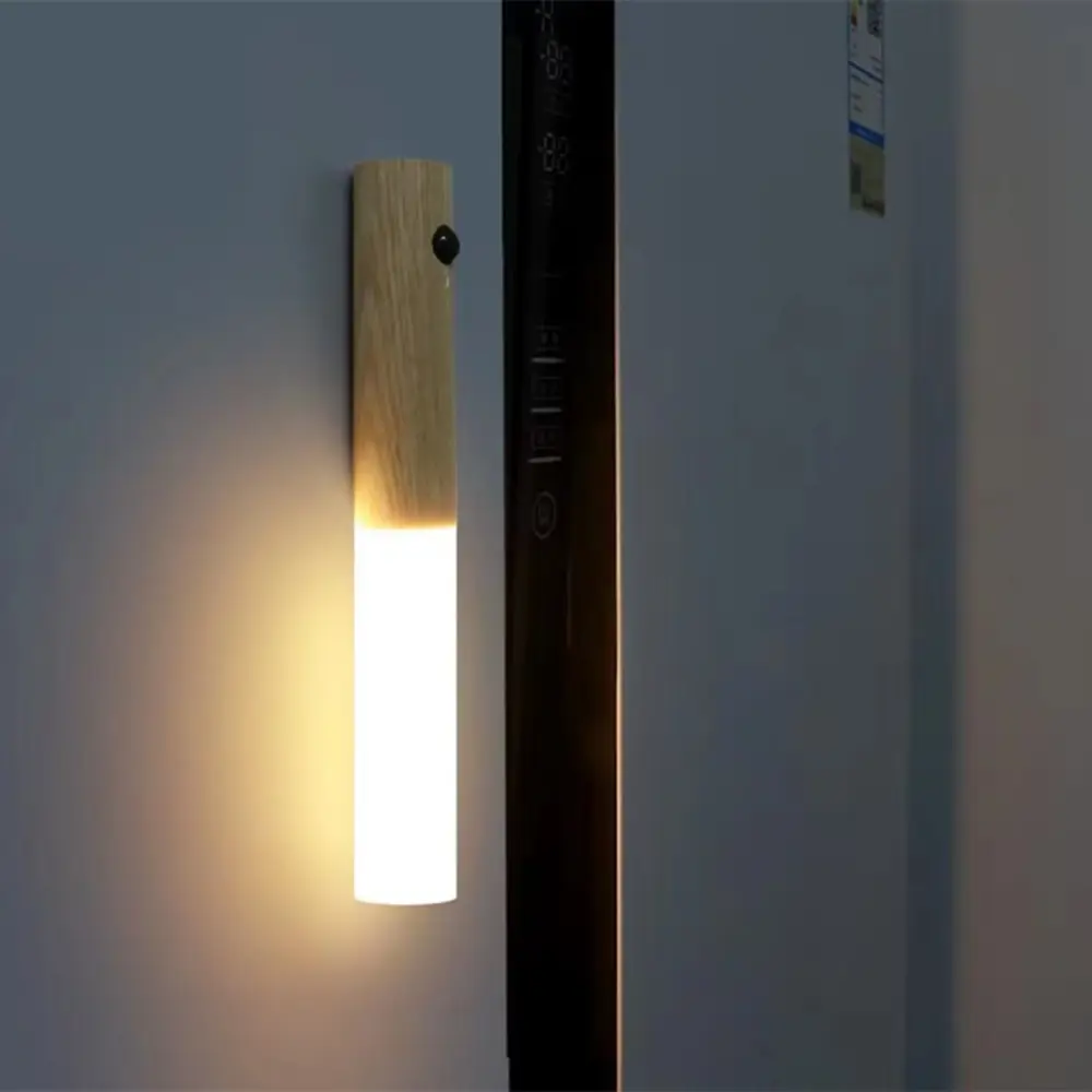 Lámpara LED con Sensor de Movimiento